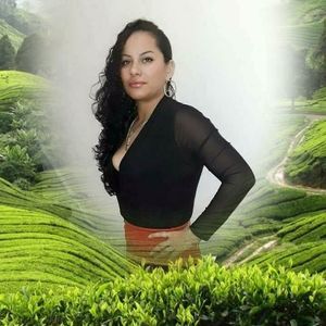 Meet your Posher, Morena